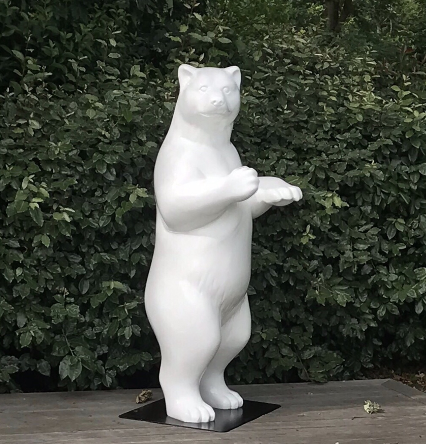 ours debout en fibre de verre blanc